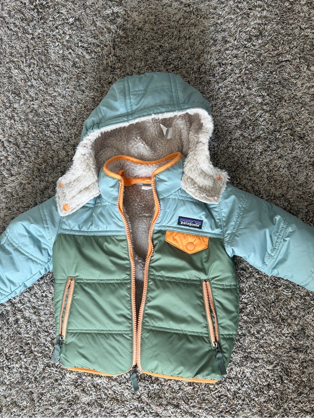 Patagonia Toddler Reversible Tribbles Jacket 2T